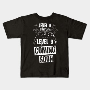 Level 8 Complete, white theme Kids T-Shirt